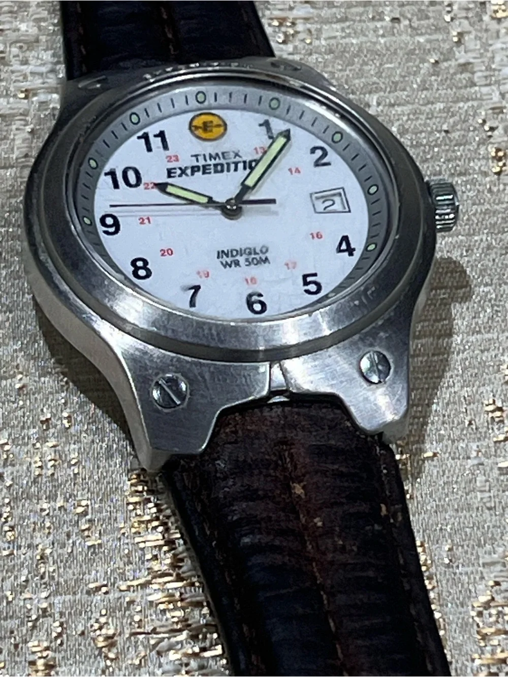 Timex Expedition Indiglo Quartz Watch Date WR50m White Dial Black Leather 34mm